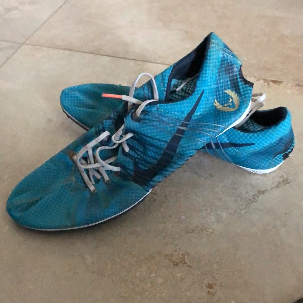Nike zoom victory track spikes 9.5